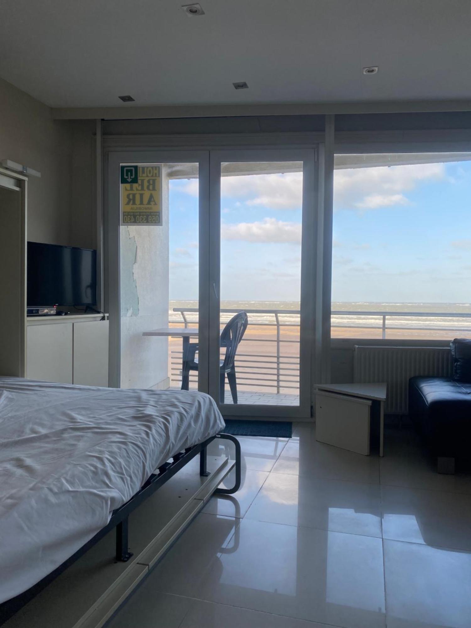 "Puerto Christo" - Beautiful Studio With Seaview In Ostend T70 Buitenkant foto